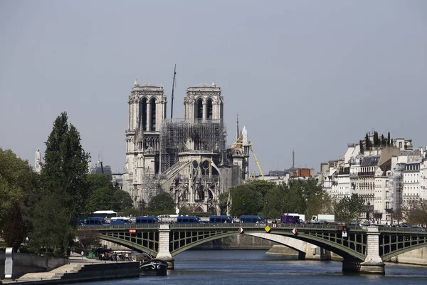 Külső Kilátás Notre Dame Paris Katedrális Párizsban Franciaországban Április 2019 — Stock Fotó