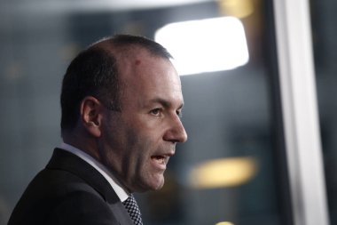Manfred Weber, Avrupa Halk Partisi lideri bir p verir