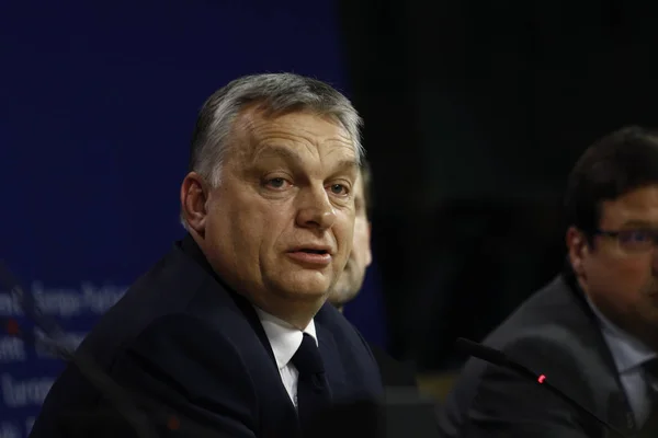 Ο Πρωθυπουργός της Ουγγαρίας Βίκτορ Ορμπάν στην πολιτική ομάδα του ΕΛΚ — Φωτογραφία Αρχείου