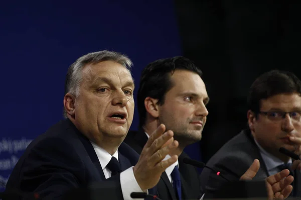 Hongaarse premier Viktor Orban op de politieke assem van de EVP — Stockfoto