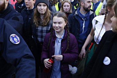 16 yaşındaki İsveçli iklim aktivisti Greta Thunberg ve Belçikalı 