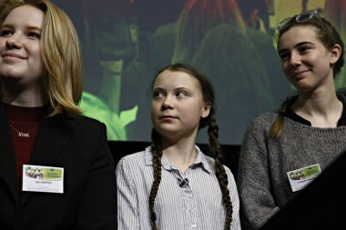İsveçli çevre aktivisti Greta Thunberg bir konferansa katıldı