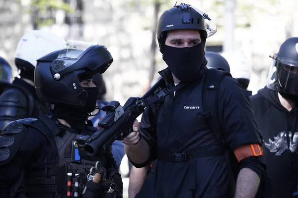 Francuska Policja Zamieszek Zderzenie Francuskim Żółte Kamizelki Protestujących Podczas Demonstracji — Zdjęcie stockowe