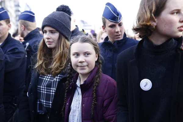 16 yaşındaki İsveçli iklim aktivisti Greta Thunberg ve Belçikalı 