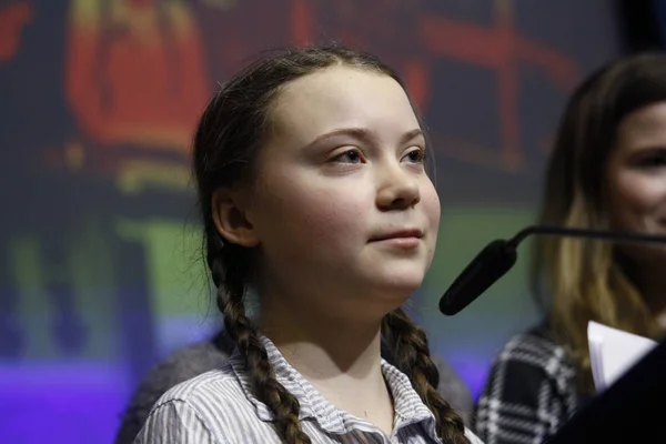 İsveçli çevre aktivisti Greta Thunberg bir konferansa katıldı — Stok fotoğraf