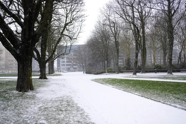 Fuertes nevadas en Bruselas, Bélgica — Foto de Stock