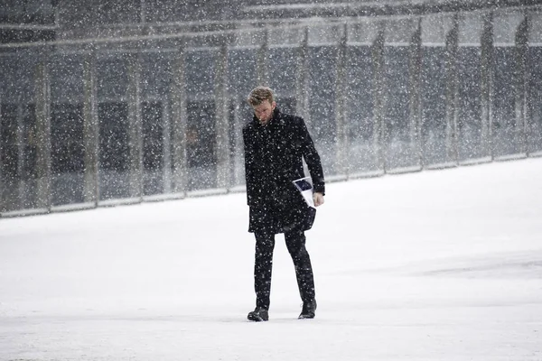 Fuertes nevadas en Bruselas, Bélgica — Foto de Stock