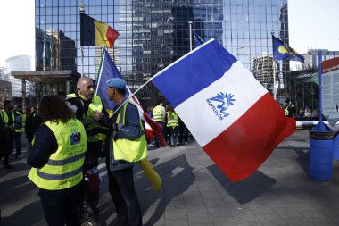  Belçika'nın başkenti Brüksel'de sarı yelekprotesto yürüyüşü