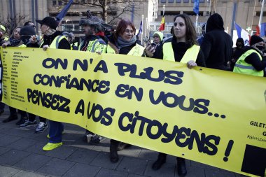  Belçika'nın başkenti Brüksel'de sarı yelekprotesto yürüyüşü