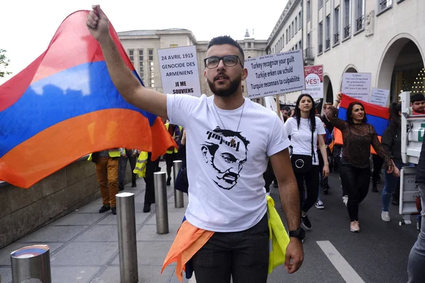 Brusel Belgim Duben 2019 Stovky Arménů Křičí Slogany Vlnové Vlajky — Stock fotografie