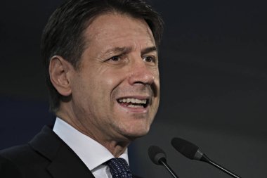 Brüksel, Belçika. 20. Haz 2019. İtalya Başbakanı Giuseppe Conte, Avrupa Birliği liderler zirvesinin sonuçları yla ilgili basın toplantısı düzenledi 
