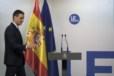 Brüksel, Belçika. 20. Temmuz 2019. İspanya Başbakanı Pedro Sanchez, Avrupa Birliği liderler zirvesinin ardından düzenlediği basın toplantısında konuştu.