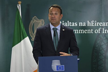 Brüksel, Belçika. 20 Haziran 2019. İrlanda Başbakanı Leo Varadkar, Avrupa Birliği zirvesi nin sonunda basın toplantısı düzenledi. 