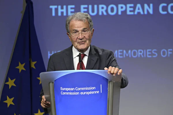 Presidente Comisión Europea Romano Prodi Asiste Conferencia Prensa Sobre Historia — Foto de Stock