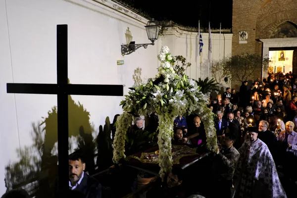 Los Fieles Cristianos Ortodoxos Participan Letanía Del Epitafio Durante Tarde —  Fotos de Stock