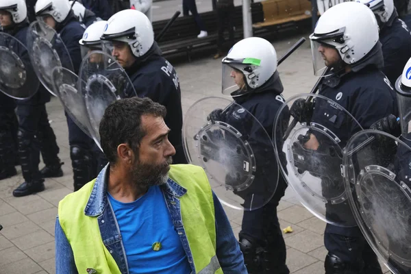 Protesta dei giubbotti gialli a Bruxelles, Belgio — Foto Stock