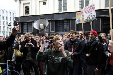 Brüksel' de iklim aktivistleri protesto edildi, Belçika