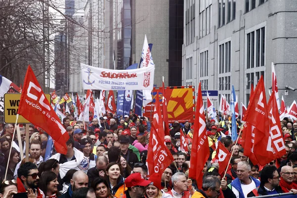 A TR-ágazat európai képviselőinek tiltakozó gyűle — Stock Fotó