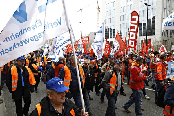 Manifestación de protesta de representantes europeos del sector del transporte Tr — Foto de Stock