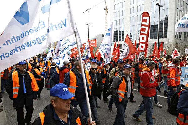 A TR-ágazat európai képviselőinek tiltakozó gyűle — Stock Fotó