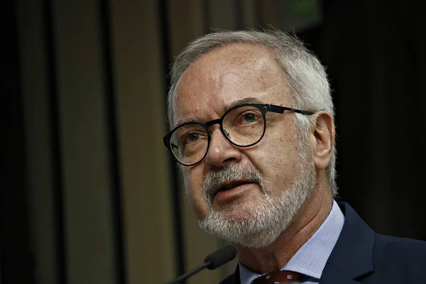 Presidente del Banco Europeo de Inversiones (BEI), Werner Hoyer , — Foto de Stock