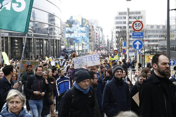 Demonstração "Ascensão ao Clima" Bruxelas, Bélgica — Fotografia de Stock