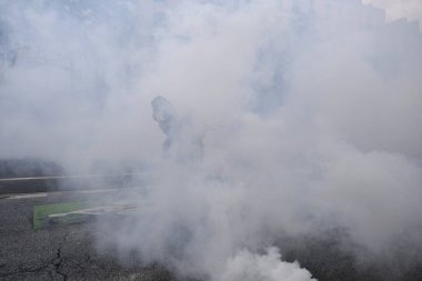 Protestocular annua için bir yürüyüş sırasında çevik kuvvet ile çatıştı