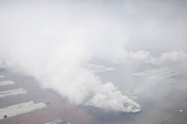 Protestocular annua için bir yürüyüş sırasında çevik kuvvet ile çatıştı