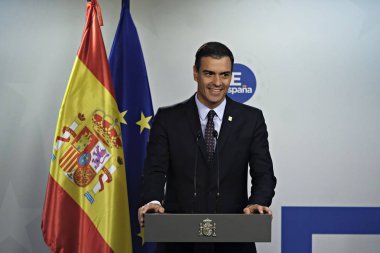 Brüksel, Belçika. 2. Temmuz 2019. İspanya Başbakanı Pedro Sanchez, Avrupa Birliği liderler zirvesinin ardından düzenlediği basın toplantısında konuştu.