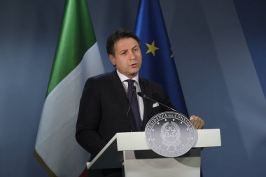  İtalya Başbakanı Giuseppe Conte, Belçika'nın başkenti Brüksel'de düzenlenen Avrupa Konseyi zirvesinin ardından basın toplantısı düzenledi2 Temmuz 2019.