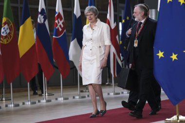 Brüksel, Belçika. 30 Haziran 2019. İngiltere Başbakanı Theresa May, Avrupa Birliği (Ab) zirvesi için Avrupa Birliği Genel Merkezi'ne geldi.