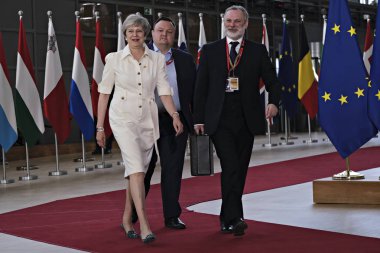 Brüksel, Belçika. 30 Haziran 2019. İngiltere Başbakanı Theresa May, Avrupa Birliği (Ab) zirvesi için Avrupa Birliği Genel Merkezi'ne geldi.