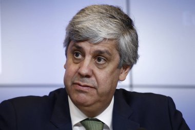 Eurogroup maliye bakanları m sonuçlarında basın toplantısı