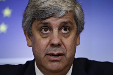 Eurogroup maliye bakanları m sonuçlarında basın toplantısı