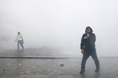 Paris'te Sarı Yelekler Protesto, Fransa