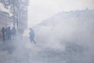 Paris'te Sarı Yelekler Protesto, Fransa