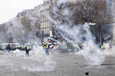 Paris'te Sarı Yelekler Protesto, Fransa