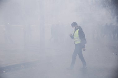 Paris'te Sarı Yelekler Protesto, Fransa