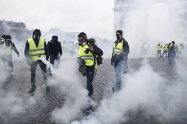 Paris'te Sarı Yelekler Protesto, Fransa