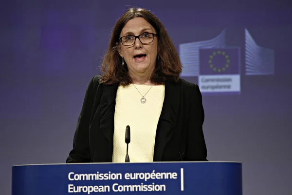 Conferencia de prensa de la Comisaria de la UE Cecilia MALMSTROM sobre los Estados Unidos — Foto de Stock