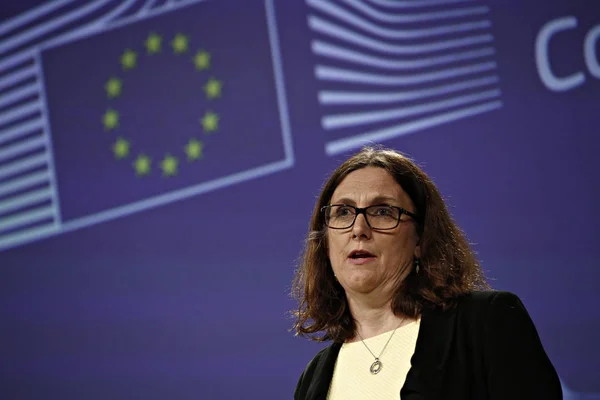 Conferencia de prensa de la Comisaria de la UE Cecilia MALMSTROM sobre los Estados Unidos — Foto de Stock