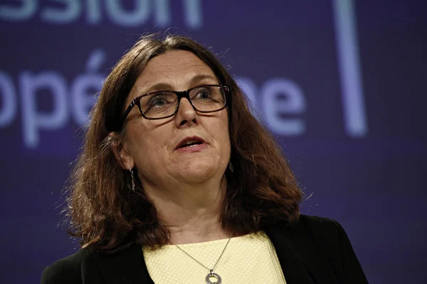 Conferencia de prensa de la Comisaria de la UE Cecilia MALMSTROM sobre los Estados Unidos — Foto de Stock