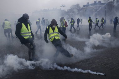 Paris'te Sarı Yelekler Protesto, Fransa