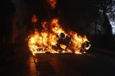 Paris'te Sarı Yelekler Protesto, Fransa