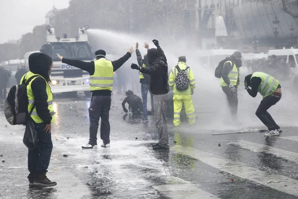 Protesto Coletes Amarelos em Paris, França — Fotografia de Stock