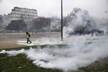 Paris'te Sarı Yelekler Protesto, Fransa