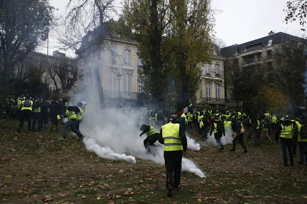 Gilets jaunes Manifestation à Paris, France — Photo