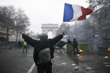 Paris'te Sarı Yelekler Protesto, Fransa