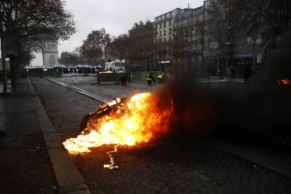 Gilets jaunes Manifestation à Paris, France — Photo