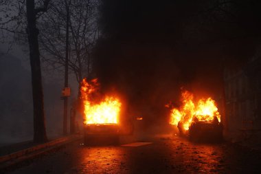 Paris'te Sarı Yelekler Protesto, Fransa